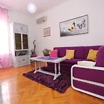 Liatris דירה *